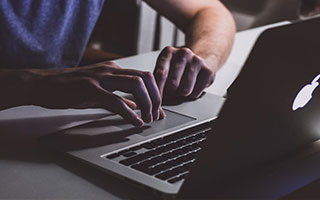 华体会官方：以专业守护每一次体育热情