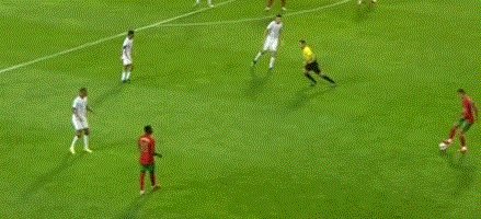 1633815858463099590.gif 1089.gif